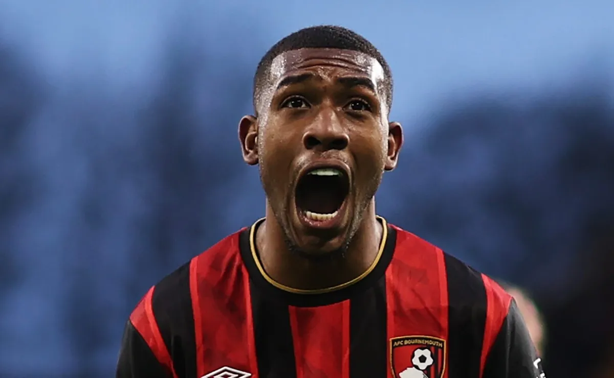 Rayan mantém invencibilidade pelo Bournemouth e segue sem derrotas no clube inglês