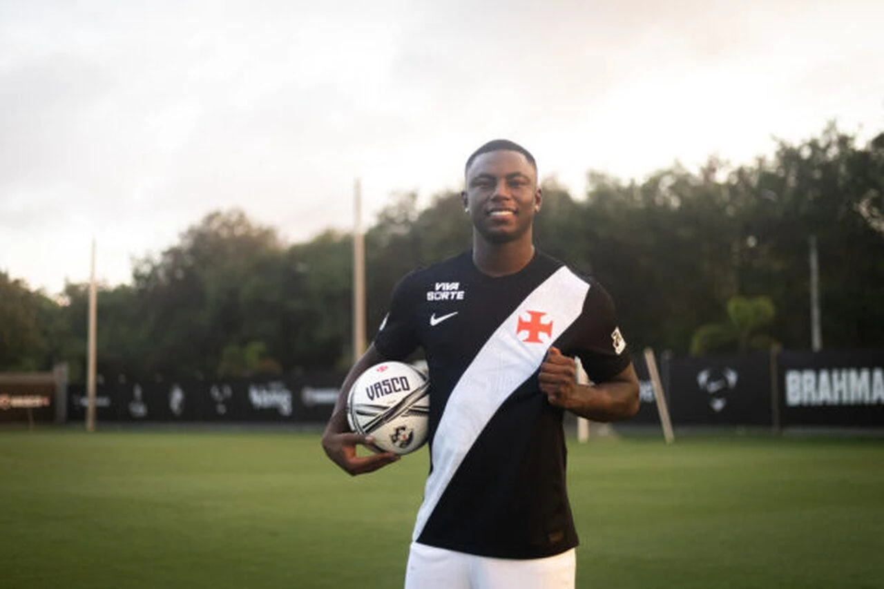 Marino deve ganhar chance como titular do Vasco contra o Audax Italiano nesta quarta-feira