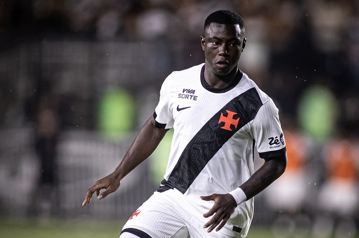 Vasco dá voto de confiança e não pretende negociar Marino na janela de transferências