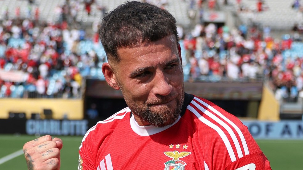 Otamendi acerta com River Plate após especulação no Vasco